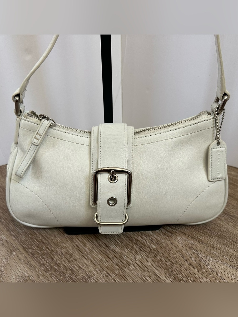 Vintage Coach Hamptons Demi Buckle RARE Leather Crossbody 7540 White Y2K Boho